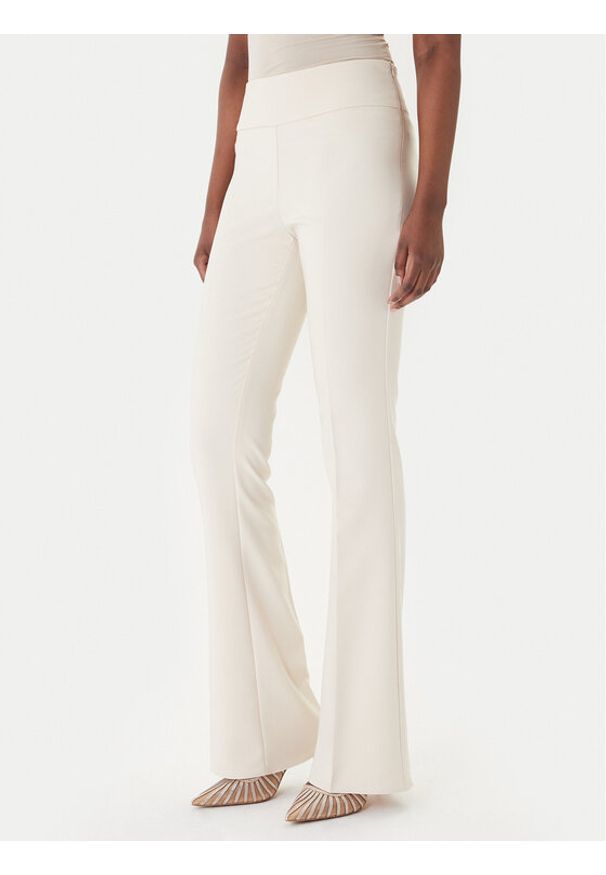 Rinascimento Spodnie materiałowe CFC0127876003 Beżowy Slim Fit. Kolor: beżowy. Materiał: syntetyk