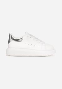 Born2be - Biało-Srebrne Sneakersy Sondos. Nosek buta: okrągły. Kolor: biały. Materiał: skóra ekologiczna. Szerokość cholewki: normalna. Obcas: na platformie #4