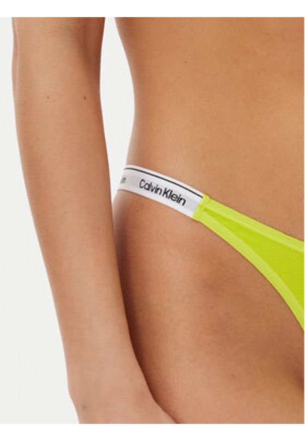 Calvin Klein Underwear Stringi 000QD5157E Żółty. Kolor: żółty. Materiał: bawełna