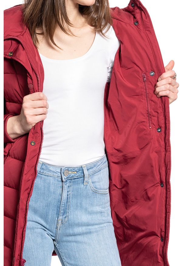 Wrangler - DAMSKA KURTKA ZIMOWA WRANGLER LONG PUFFER RUMBA RED W4Q4VJR05 112129197. Sezon: zima