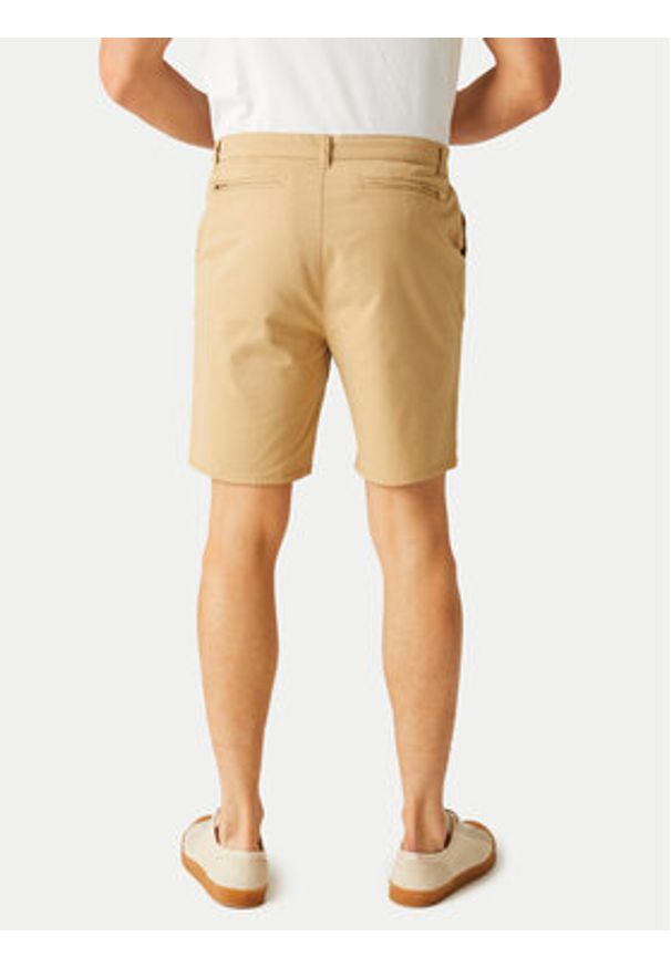 Regatta Szorty materiałowe Sabden RMJ304 Beżowy Slim Fit. Kolor: beżowy. Materiał: bawełna