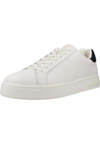 Armani Exchange - Kapcie ARMANI EXCHANGE XM000141 AF1191 Biały. Kolor: biały. Materiał: syntetyk, tkanina, skóra. Sport: turystyka piesza