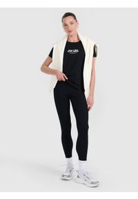 4f - 4F T-shirt regular z nadrukiem damski - czarny XS. Okazja: na co dzień. Kolor: czarny. Materiał: tkanina, bawełna. Wzór: nadruk. Styl: casual