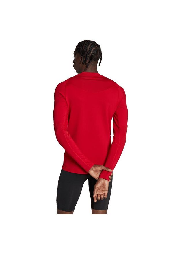 Adidas - Koszulka męska adidas Techfit COLD.RDY Long Sleeve. Kolor: czerwony. Długość rękawa: długi rękaw