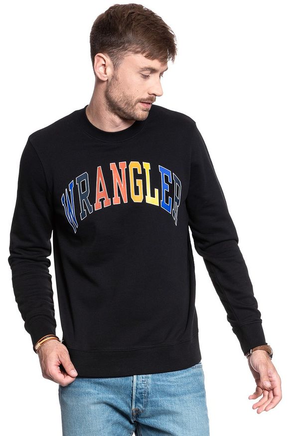 Wrangler - MĘSKA BLUZA WRANGLER LOGO SWEAT BLACK W6B6HY100 112130691. Wzór: nadruk