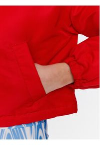 Tommy Jeans Kurtka puchowa Cropped Coach DW0DW15334 Czerwony Cropped Fit. Kolor: czerwony. Materiał: puch, syntetyk