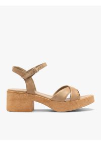 Ryłko - Beżowe sandały damskie ze skóry licowej. Kolor: beżowy. Materiał: skóra. Sezon: lato. Obcas: na obcasie. Styl: street, klasyczny. Wysokość obcasa: średni