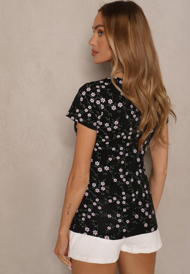 Renee - Czarny Bawełniany T-shirt z Kwiatowym Wzorem Savioraie. Okazja: na co dzień. Kolor: czarny. Materiał: bawełna. Wzór: kwiaty. Styl: klasyczny, casual