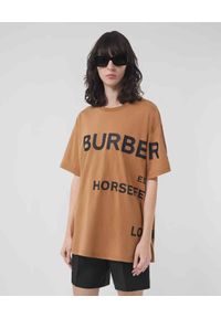 Burberry - BURBERRY - Bawełniana koszulka z nadrukiem Horseferry. Kolor: beżowy. Materiał: bawełna. Wzór: nadruk
