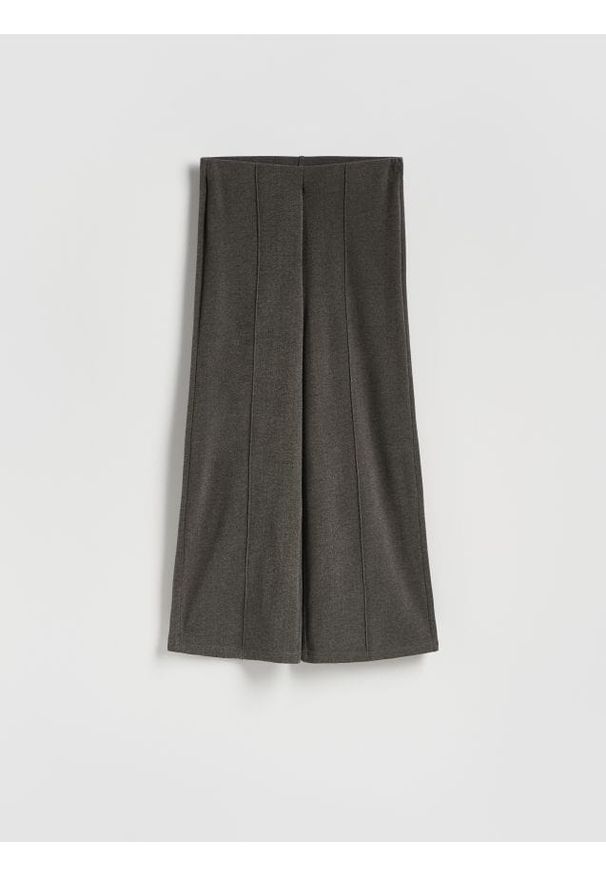 Reserved - Spodnie z przeszyciem - wielobarwny. Materiał: dzianina