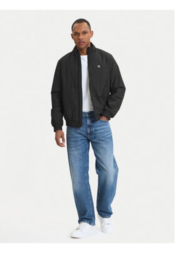 Calvin Klein Kurtka przejściowa LV04RE515G Czarny Regular Fit. Kolor: czarny. Materiał: syntetyk