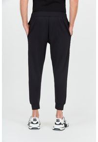 DSQUARED2 Czarne męskie spodnie dresowe Relax Dan Fit, Rozmiar M. Kolor: czarny. Materiał: dresówka