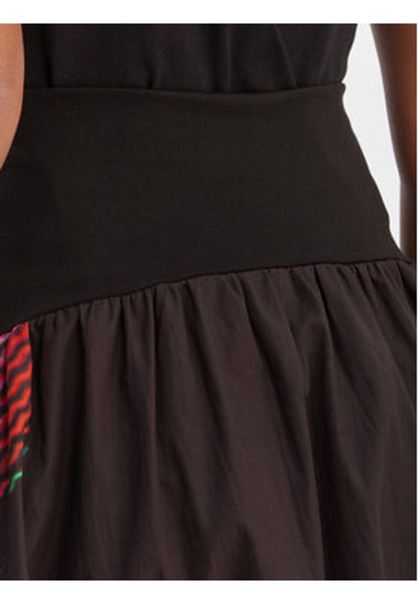 Desigual Spódnica midi 26SWFW02 Czarny Regular Fit. Kolor: czarny. Materiał: bawełna