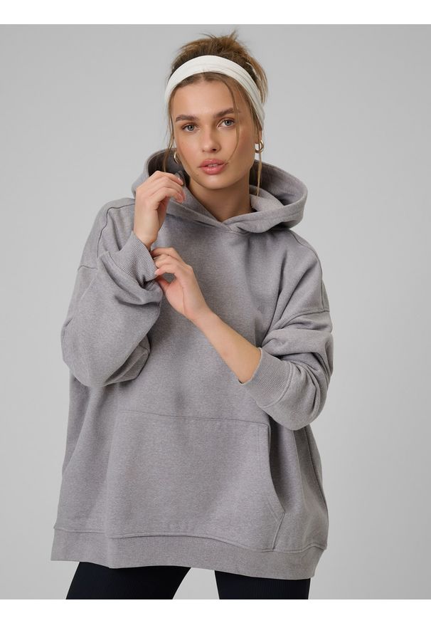 4f - 4F Bluza dresowa loose z kapturem damska - szara L. Typ kołnierza: kaptur. Kolor: szary. Materiał: dresówka
