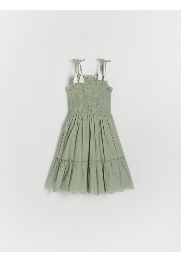Reserved - Bawełniana sukienka na ramiączkach - oliwkowy. Kolor: oliwkowy. Materiał: bawełna. Długość rękawa: na ramiączkach