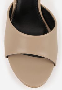 Born2be - Ciemnobeżowe Klapki na Szpilce w Klasycznym Stylu Vilinesha. Okazja: na co dzień. Kolor: beżowy. Materiał: jeans. Obcas: na szpilce. Styl: klasyczny #5