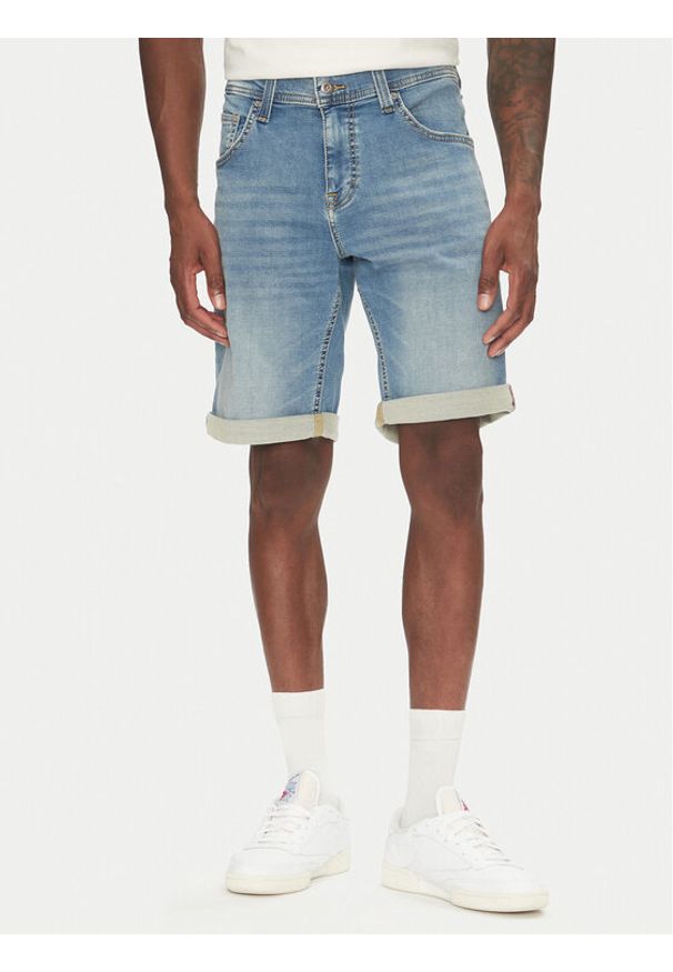 Mustang Szorty jeansowe Chicago Z 1016349 Niebieski Slim Fit. Kolor: niebieski. Materiał: bawełna