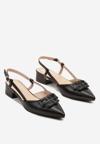 Renee - Czarne Sandały Slingback z Geometryczną Ozdobą Setaliena. Okazja: na co dzień. Nosek buta: szpiczasty. Zapięcie: pasek. Kolor: czarny. Wzór: geometria, aplikacja. Sezon: lato. Obcas: na obcasie. Styl: klasyczny, casual, elegancki. Wysokość obcasa: niski