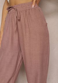 Renee - Ciemnoróżowe Spodnie z Troczkiem w Pasie i Kieszeniami Ufalia. Okazja: na co dzień. Kolor: różowy. Materiał: materiał. Styl: casual, elegancki #2