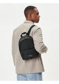Calvin Klein Plecak Bold Small Round Backpack LV04D3257G Czarny. Kolor: czarny. Materiał: materiał #1