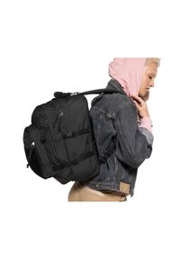 Plecak Eastpak Ultimate. Kolor: czarny. Wzór: paski
