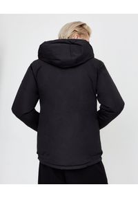 YVES SALOMON PARIS - Czarna kurtka dwustronna. Okazja: na co dzień. Kolor: czarny. Materiał: materiał. Długość rękawa: długi rękaw. Długość: długie. Wzór: aplikacja. Styl: klasyczny, casual, elegancki #9
