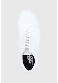 Vans Tenisówki UA Old Skool kolor biały na płaskiej podeszwie. Nosek buta: okrągły. Zapięcie: sznurówki. Kolor: biały. Materiał: guma. Obcas: na płaskiej podeszwie