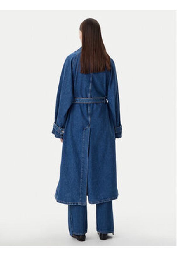 Hugo - HUGO Trencz Garena 50532056 Niebieski Relaxed Fit. Kolor: niebieski. Materiał: bawełna