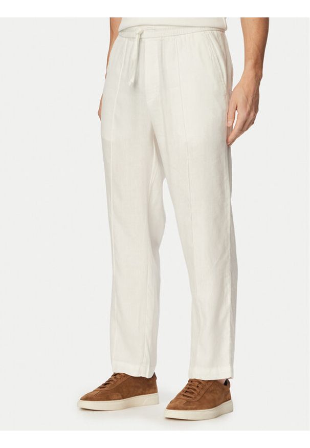 Hugo - HUGO Spodnie materiałowe Cino 262FW 50562791 Kremowy Straight Fit. Kolor: kremowy. Materiał: lyocell