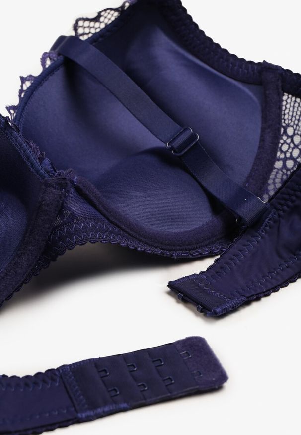 Born2be - Fioletowy Koronkowy Biustonosz Push Up Haniela. Kolor: fioletowy. Materiał: koronka. Rodzaj stanika: push-up. Wzór: koronka