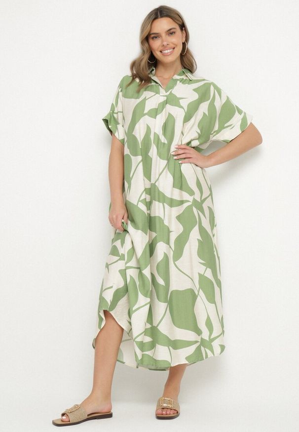 Born2be - Jasnozielona Sukienka Rozkloszowana z Bawełną w Abstrakcyjny Print Telanisa. Okazja: na co dzień. Kolor: zielony. Materiał: bawełna. Wzór: nadruk. Typ sukienki: rozkloszowane. Styl: casual, elegancki