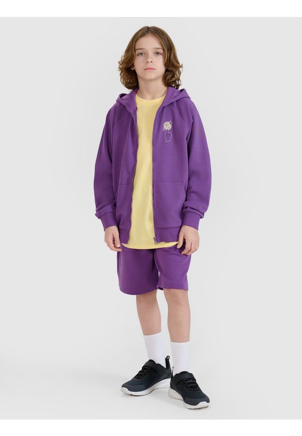 4f - 4F T-shirt oversize z nadrukiem chłopięcy - żółta 140 (9-10 lat). Okazja: na co dzień. Kolor: żółty. Materiał: dzianina, bawełna, jersey. Długość rękawa: krótki rękaw. Długość: krótkie. Wzór: nadruk. Sezon: lato. Styl: klasyczny, sportowy, casual