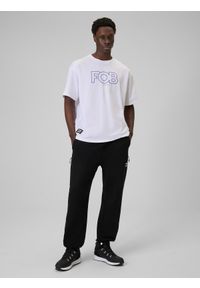 4f - 4F T-shirt loose z nadrukiem męski - biały L. Okazja: na co dzień. Kolor: biały. Materiał: materiał. Wzór: nadruk. Styl: casual, klasyczny #2