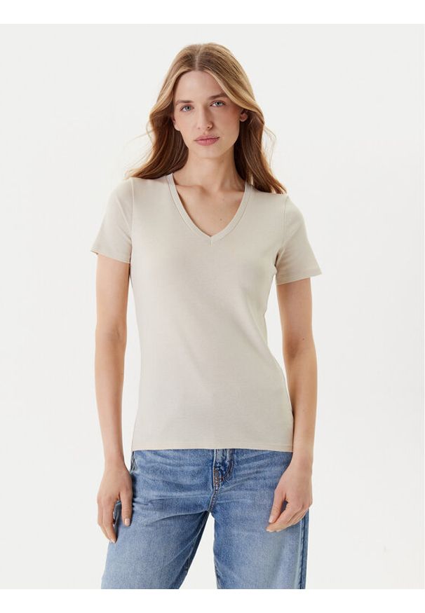 United Colors of Benetton - United Colors Of Benetton T-Shirt 3GA2E4230 Beżowy Regular Fit. Kolor: beżowy. Materiał: bawełna