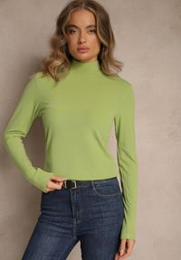 Renee - Zielona Casualowa Bluzka z Golfem Longsleeve Ralaia. Okazja: na co dzień. Typ kołnierza: golf. Kolor: zielony. Materiał: jeans. Długość rękawa: długi rękaw. Styl: casual #1