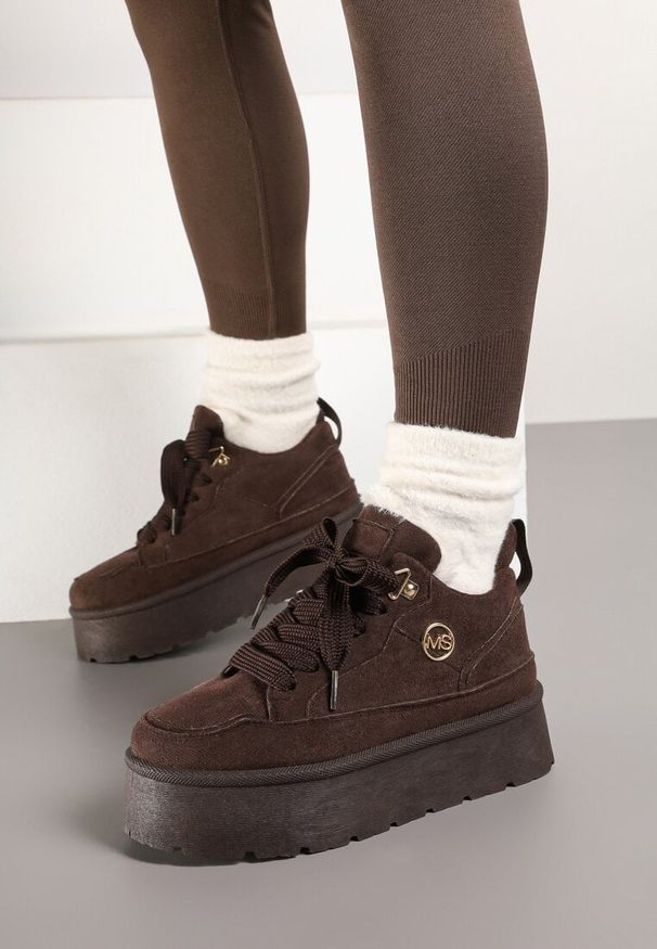 Born2be - Brązowe Sneakersy z Imitacji Zamszu na Platformie Ocieplane Futrem Sennalia. Okazja: na co dzień. Kolor: brązowy. Materiał: zamsz, futro. Obcas: na platformie