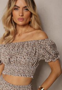 Renee - Beżowy Komplet w Kwiaty 2-Częściowy Top w Stylu Hiszpanki i Spódnica z Falbanką Crispa. Kolor: beżowy. Materiał: materiał. Wzór: kwiaty #5