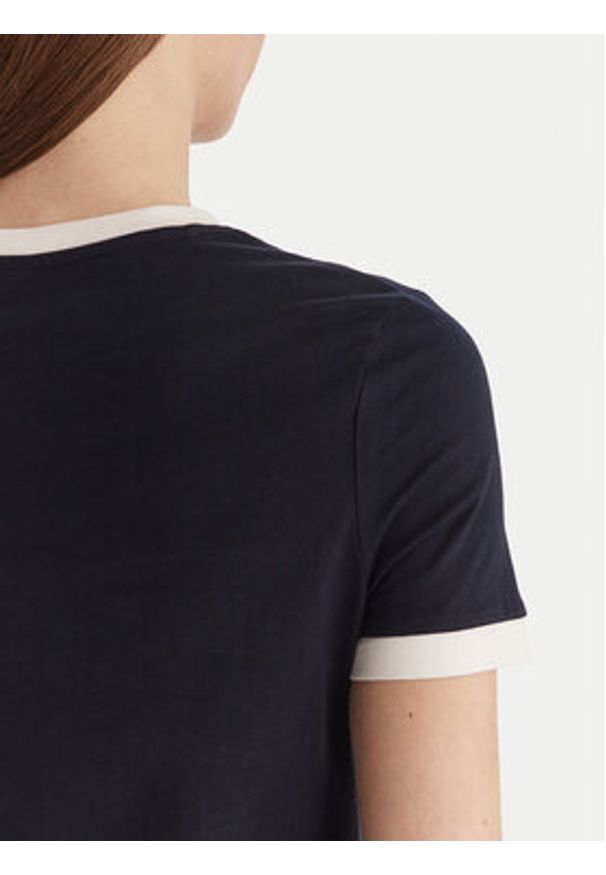 Guess T-Shirt V6GI08 K2975 Granatowy Regular Fit. Kolor: niebieski. Materiał: bawełna