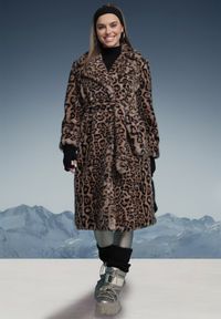 Born2be - Brązowy Płaszcz w Panterkę Futerko Ozdobiony Paskiem Delmarea. Okazja: na co dzień. Kolor: brązowy. Materiał: futro. Wzór: motyw zwierzęcy, aplikacja. Sezon: zima, jesień. Styl: klasyczny, casual, elegancki #7