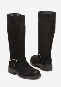 Renee - Czarne Kozaki Bikery z Metalicznymi Nitami i Klamrami Sedinea. Zapięcie: klamry. Kolor: czarny. Materiał: jeans, skóra #4