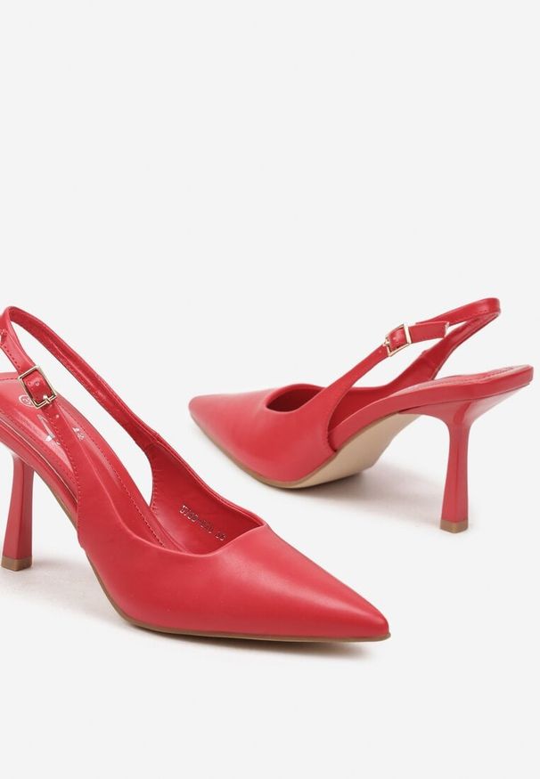 Renee - Czerwone Klasyczne Sandały Szpilki Slingback ze Szpiczastym Noskiem Saniffia. Okazja: na co dzień. Nosek buta: szpiczasty. Zapięcie: pasek. Kolor: czerwony. Materiał: jeans. Obcas: na szpilce. Styl: klasyczny