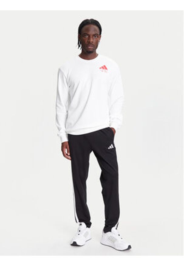 Adidas - adidas Bluza Food Noodle Graphic JW4347 Biały Regular Fit. Kolor: biały. Materiał: bawełna