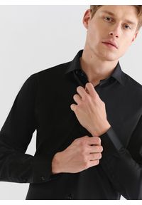 Pako Lorente - PAKO LORENTE – Koszula męska P000B-1X-002-C-S. Typ kołnierza: kołnierzyk klasyczny. Materiał: bawełna, elastan. Długość rękawa: długi rękaw. Długość: długie. Wzór: gładki. Styl: klasyczny, elegancki #4