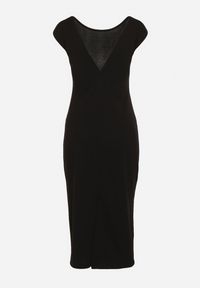 Born2be - Czarna Taliowana Sukienka Bez Rękawów z Ozdobnym Marszczeniem Lunala. Okazja: na co dzień. Kolor: czarny. Materiał: skóra. Długość rękawa: bez rękawów. Styl: casual #2