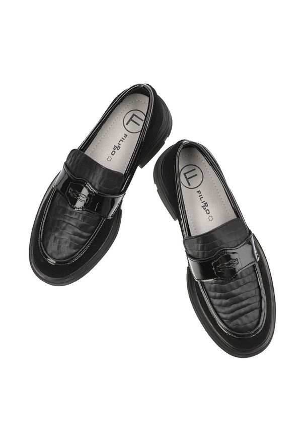 Czarne Mokasyny Filippo Modne Obuwie Damskie. Okazja: na co dzień. Kolor: czarny. Materiał: skóra, zamsz. Obcas: na obcasie. Styl: elegancki, klasyczny, casual. Wysokość obcasa: średni