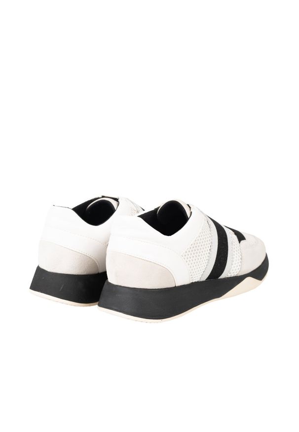 Geox Sneakersy "Suzzie D" | D94FRD08854 | Kobieta | Biały. Nosek buta: okrągły. Zapięcie: bez zapięcia. Kolor: biały. Materiał: skóra, tkanina. Wzór: aplikacja