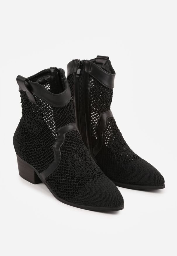 Born2be - Czarne Ażurowe Botki Kowbojki z Haftem na Niskim Obcasie Typu Stożek Bertolina. Okazja: na co dzień. Kolor: czarny. Materiał: jeans. Wzór: ażurowy, haft. Obcas: na obcasie. Styl: casual, klasyczny, wizytowy. Wysokość obcasa: niski