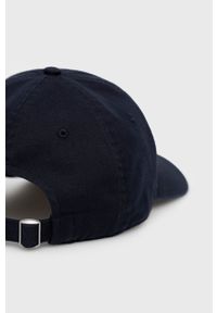Marc O'Polo czapka bawełniana kolor granatowy z aplikacją. Kolor: niebieski. Materiał: bawełna. Wzór: aplikacja