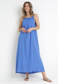 Born2be - Niebieska Sukienka Atanmochi. Kolor: niebieski. Materiał: tkanina, len, bawełna. Długość rękawa: na ramiączkach. Sezon: lato. Typ sukienki: oversize. Długość: maxi