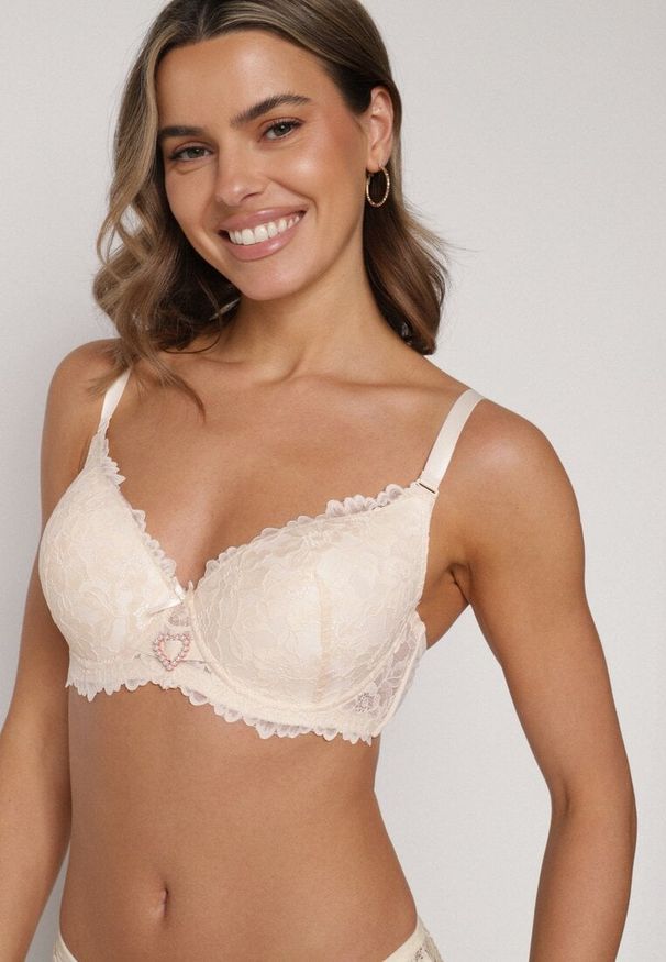 Born2be - Beżowy Biustonosz z Koronką i Sercem z Cyrkonii Coratune. Kolor: beżowy. Materiał: koronka. Wzór: koronka